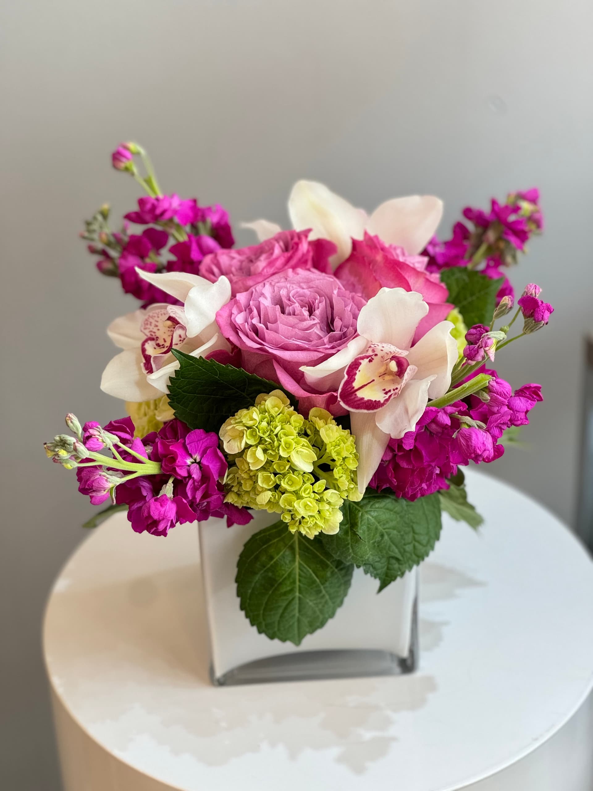 Unique Flower Arrangement Styles Crafted by Yucca Flowers