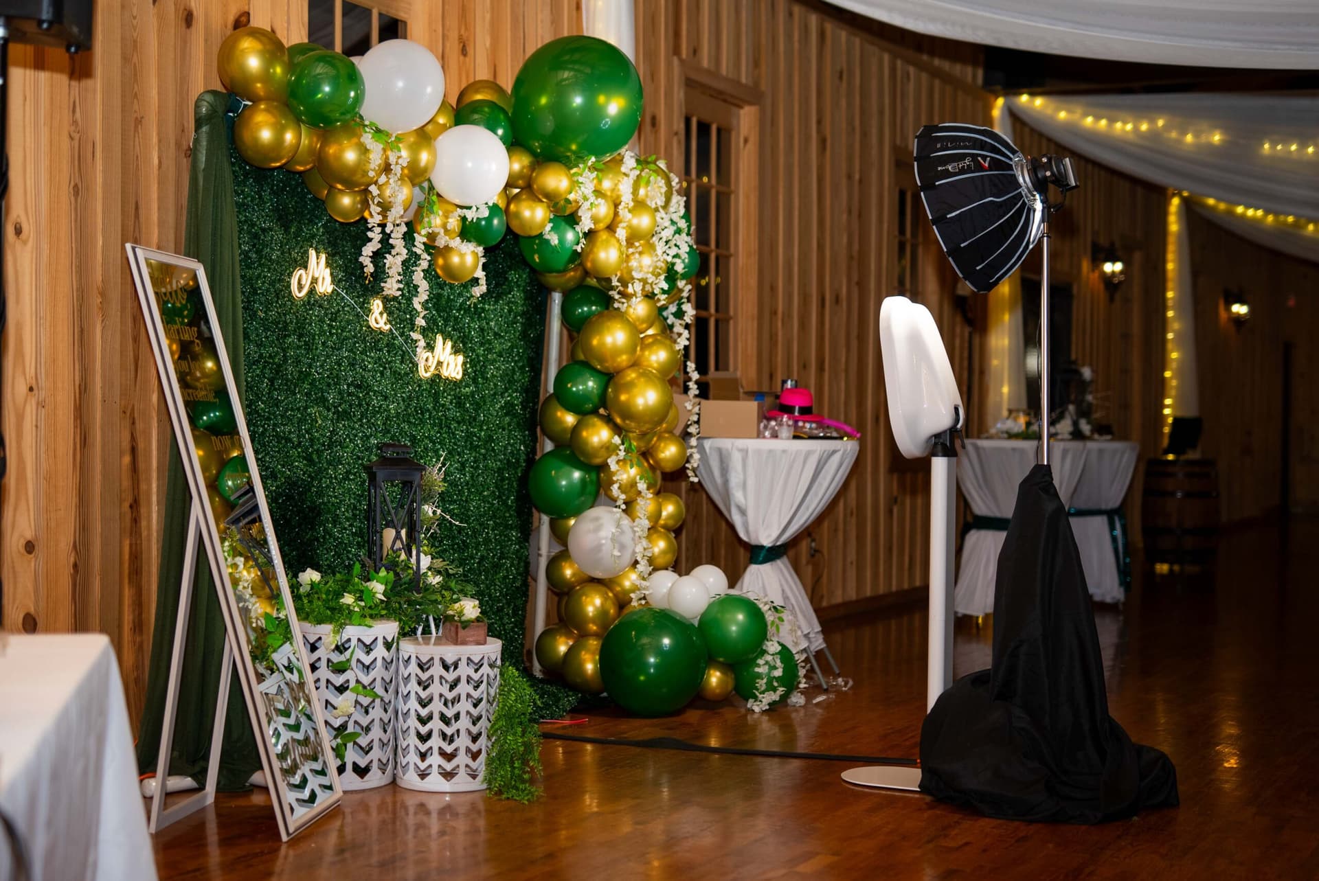 Event Photo Booth Rental – Perfect for Parties and Weddings