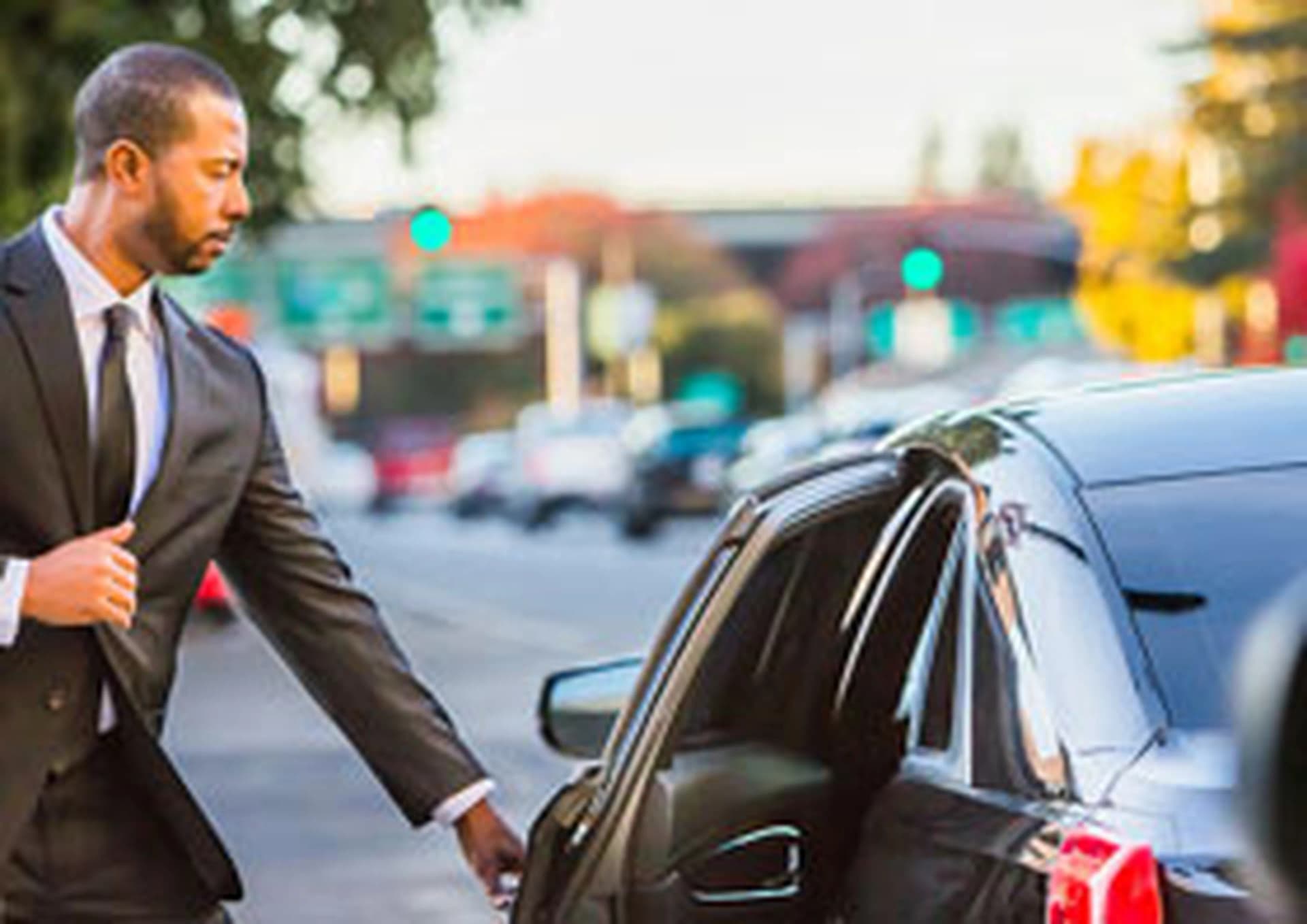 Austin to Fredericksburg Shuttle Offering One-Way and Round-Trip Rides