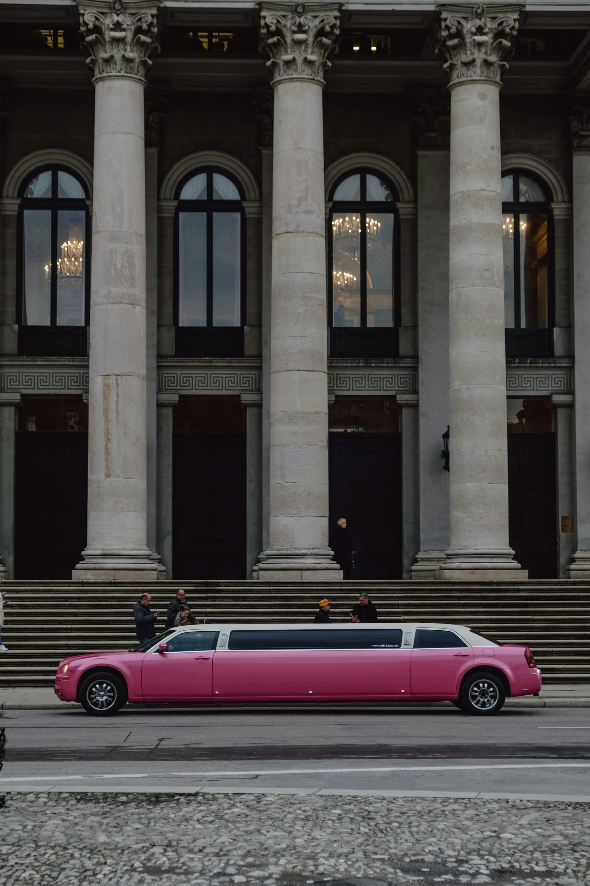 Miami Limousine Luxury for Business, Airport &amp; Events