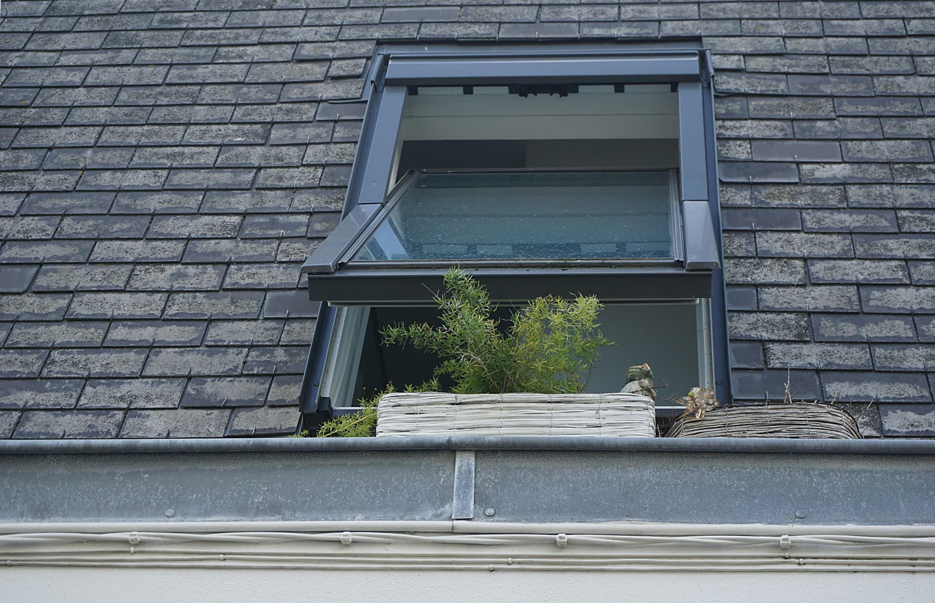 High-Quality Roofing Solutions Designed to Withstand the Elements