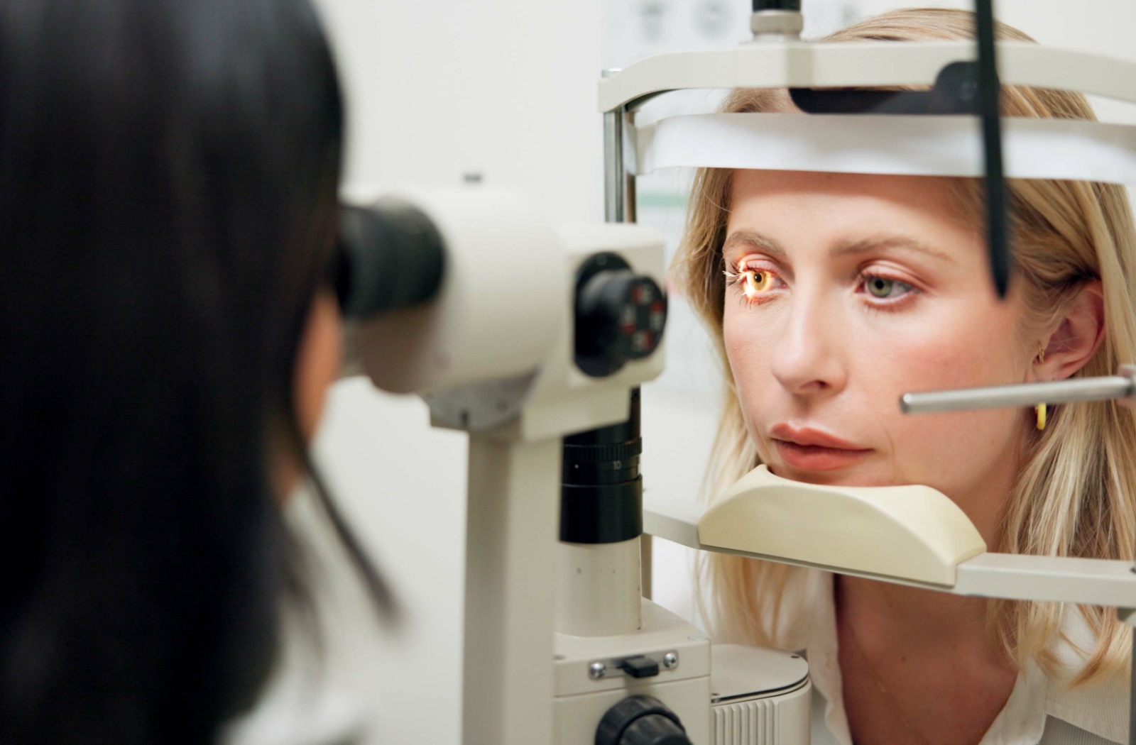 Eye Doctor at Radiant Eye Care – Advanced Vision Care in Springdale