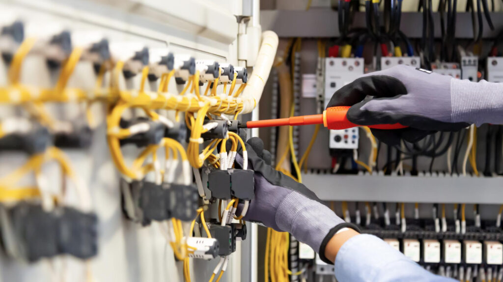 Maximizing Safety and Efficiency through Commercial Electrical Maintenance