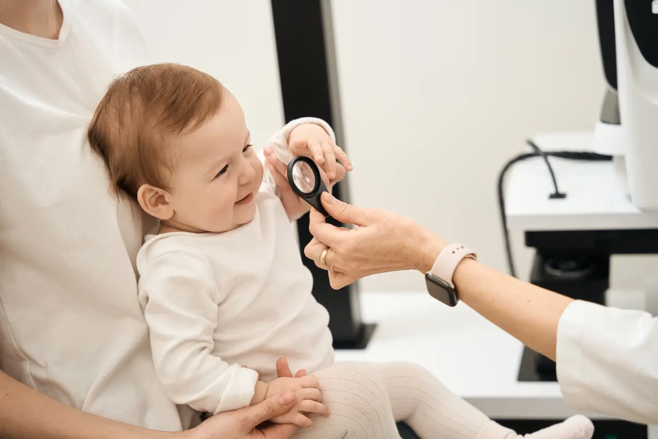 Pediatric Eye Doctor Specializing in Early Childhood Vision Development