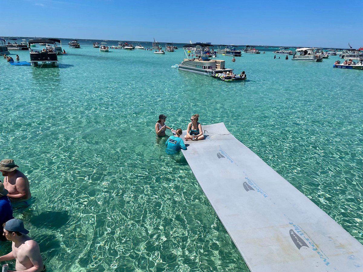 Original Crab Island Delivers the Best Boat and Water Rentals in Destin