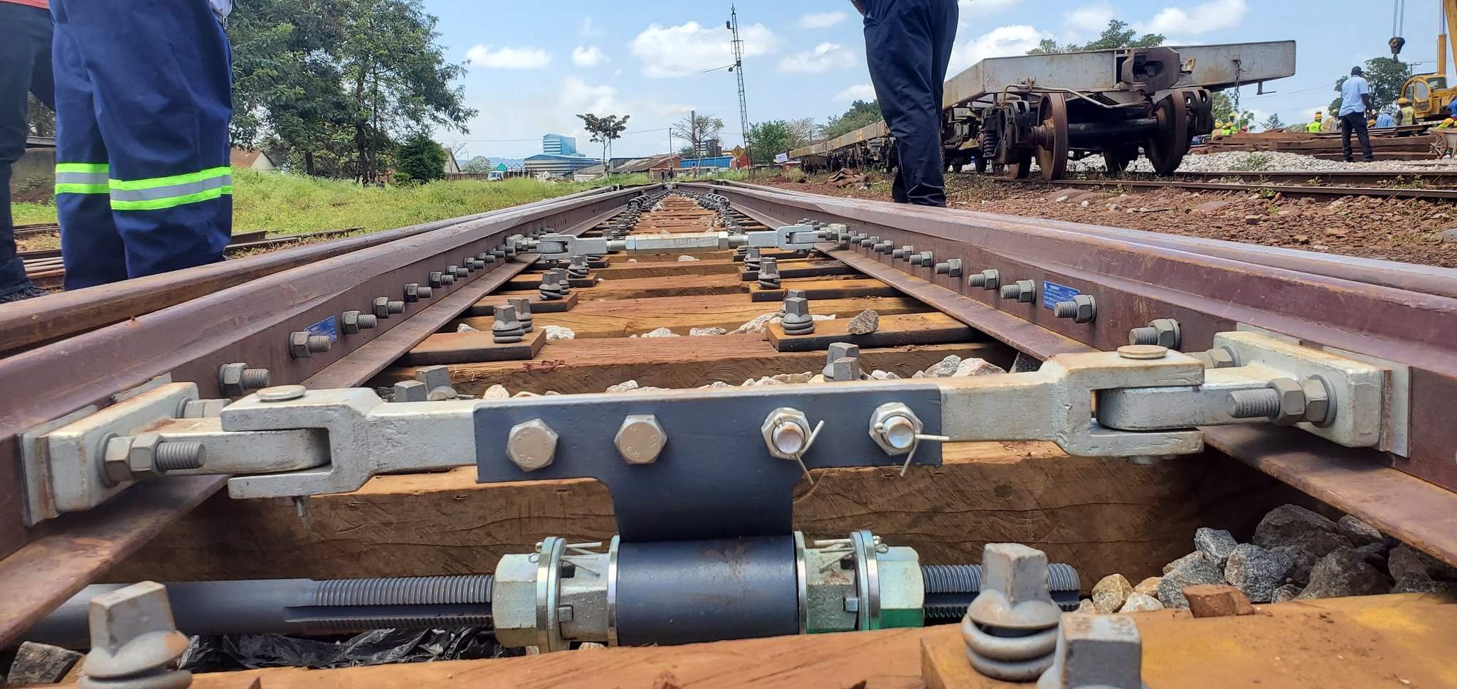 Advancements and Challenges in Railroad Engineering for Modern Transport