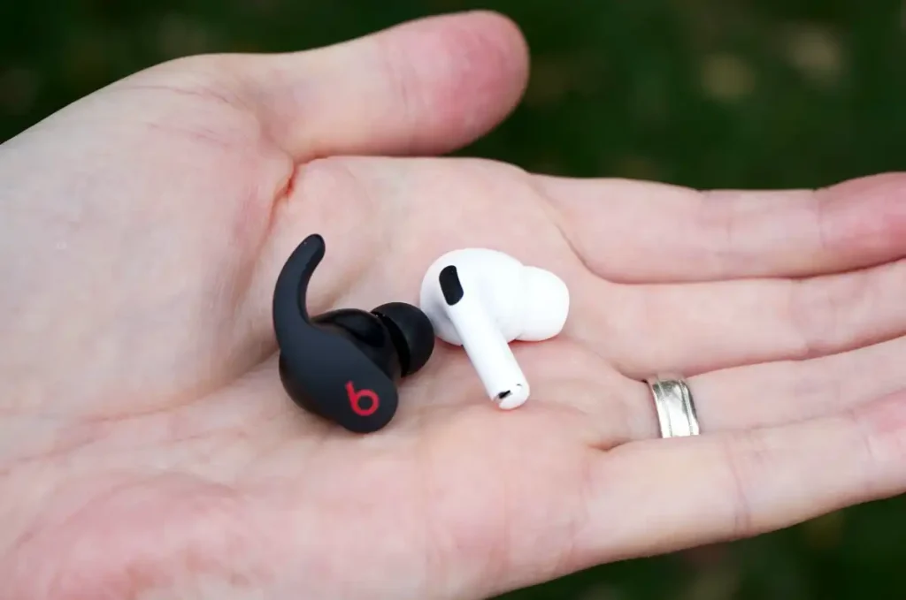 airpods pro vs beats fit pro